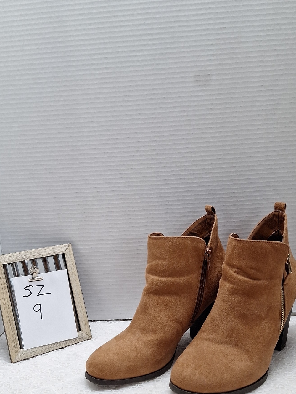 #ADS CALL IT SPRING Women's Rusty Tan FAUX  Suede Ankle Boots - Classic